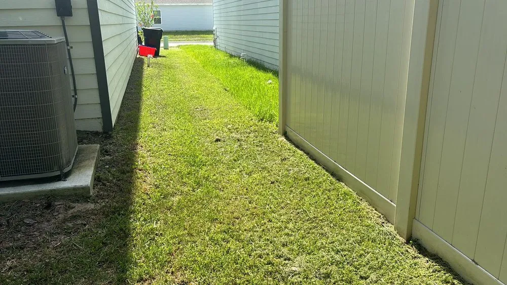 Custom outdoor landscaping in Newberry, FL by Green Solutions