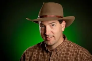 Green Source Landscape Logo