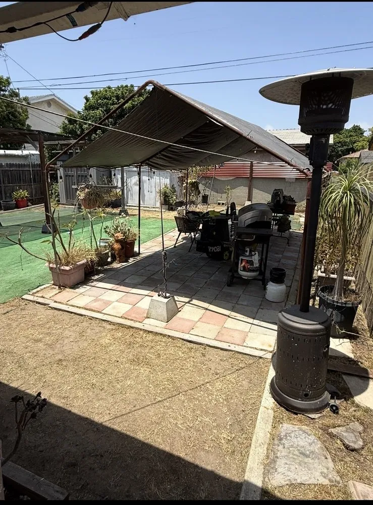 Top-rated yard cleanup service in Inglewood, CA - Green Spark