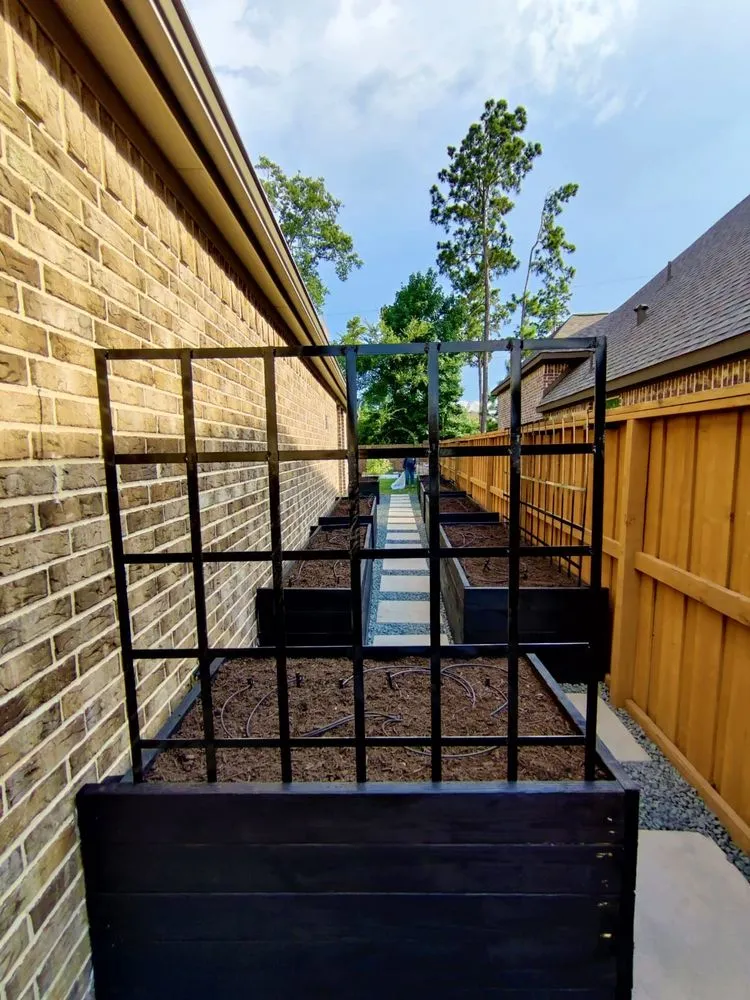 Top-rated lawn mowing service near you across The Woodlands, TX - Green Springs Landscape