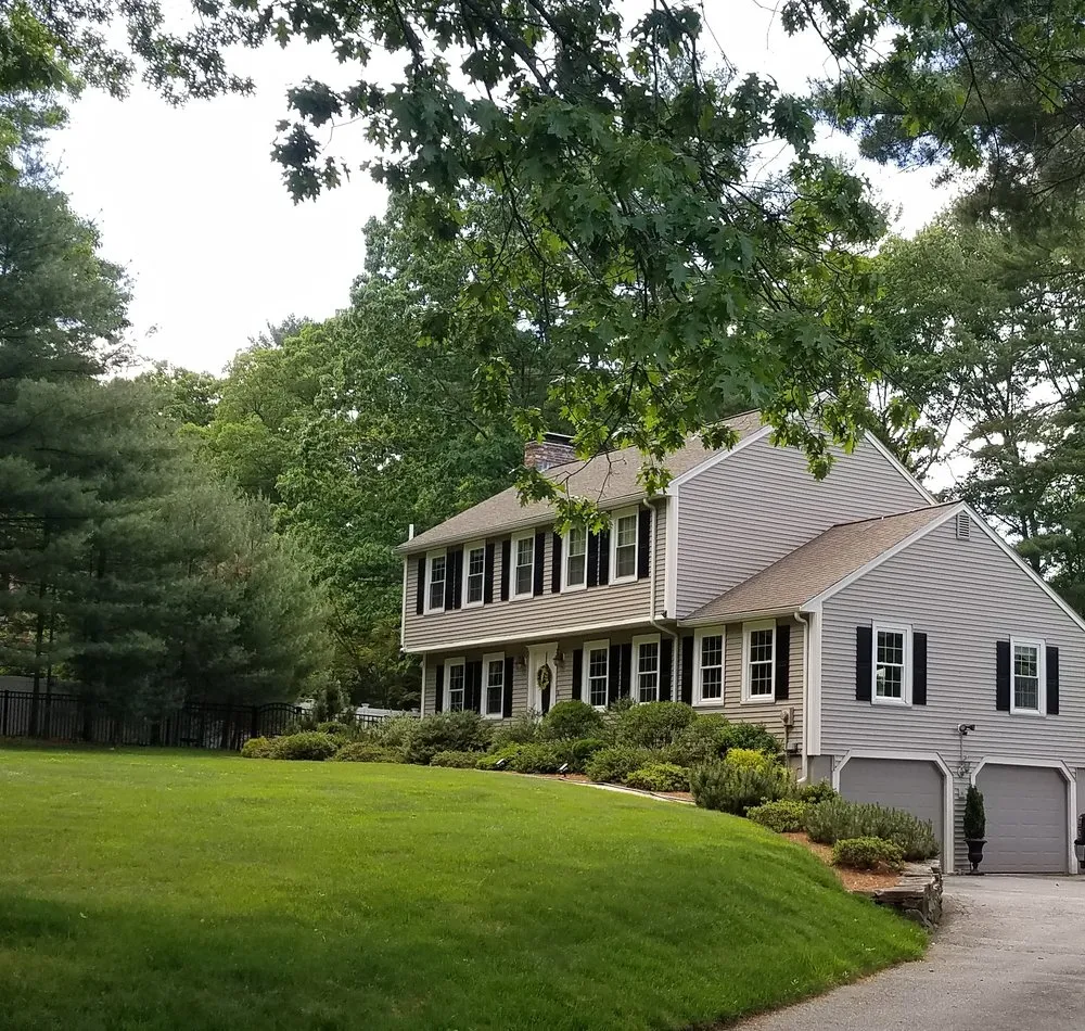 Trusted yard cleanup service in Winthrop, ME - Green Squirrel Landscaping