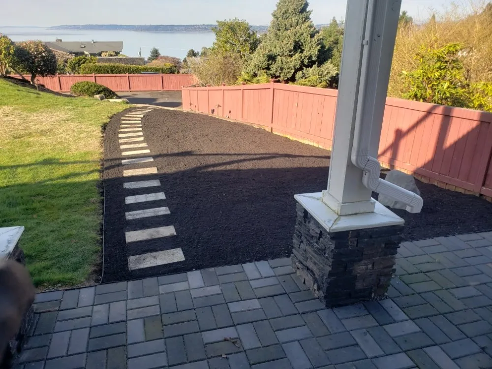 Professional landscape design in Des Moines, WA by Green Star Landscaping
