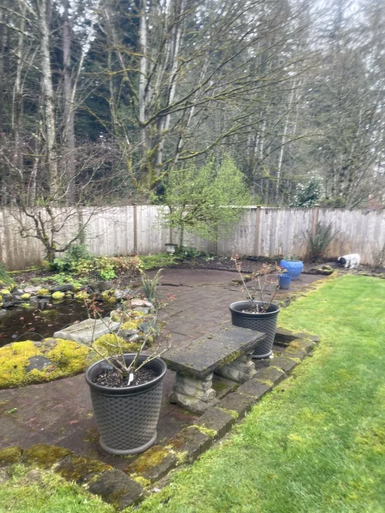 Custom landscaping services for homes across Des Moines, WA - Green Star Landscaping