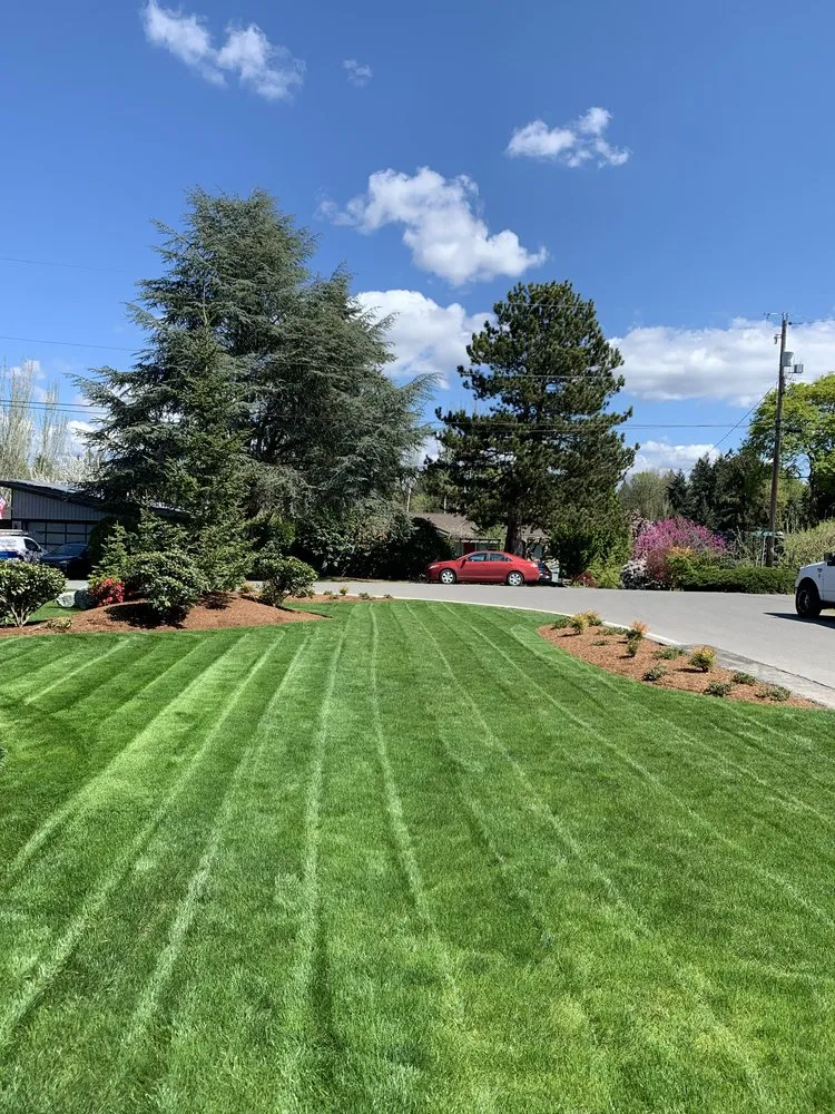 Custom outdoor landscaping in Lynnwood, WA - Green State Landscaping