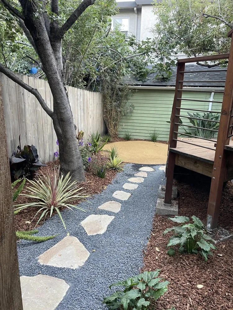 Trusted yard maintenance in Richmond, CA by Green Sunsets