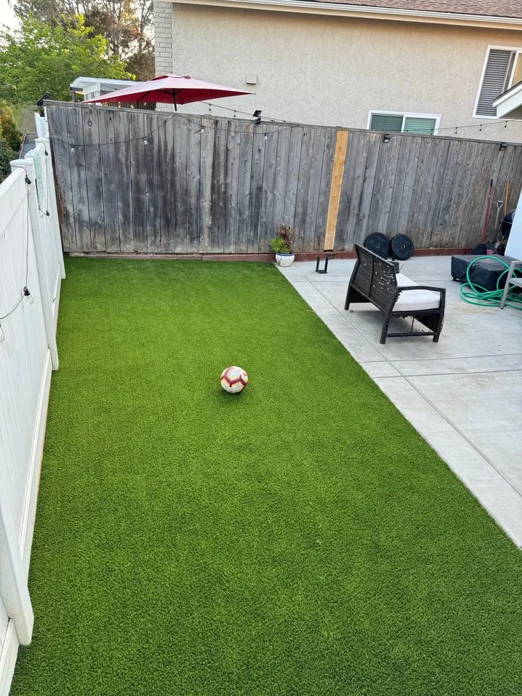 Top-rated residential landscaping in Spring Valley, CA by Green Synthetic Pros