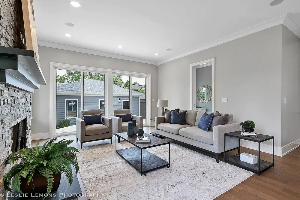 Affordable yard maintenance for year-round maintenance in Aurora, IL by Green T Services