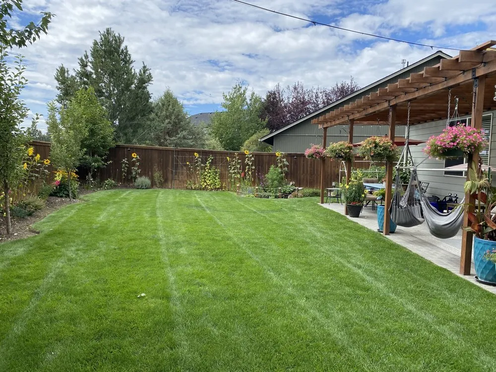 Top-rated garden landscaping in Bend, OR by Green Team