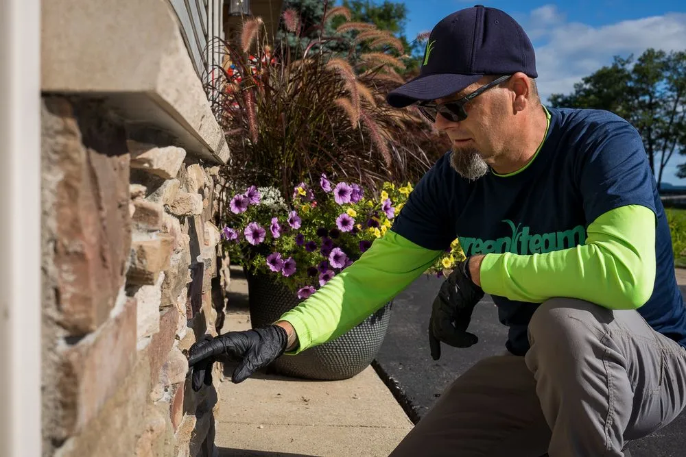 Top-rated garden landscaping in Traverse City, MI by Green Team Lawn Care