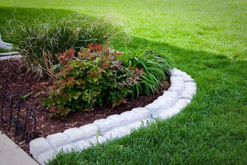 Local outdoor landscaping for residential properties across St. Louis, MO - Green Team Lawn Service