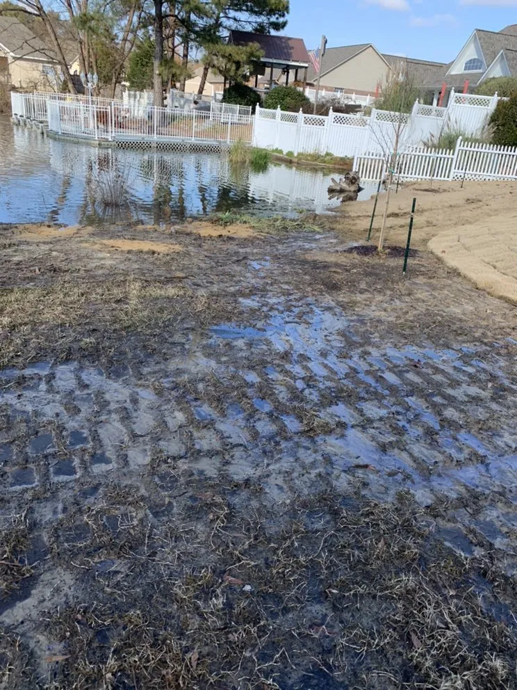 Custom garden landscaping in Tupelo, MS by Green Team of Tupelo Lawn Care and more