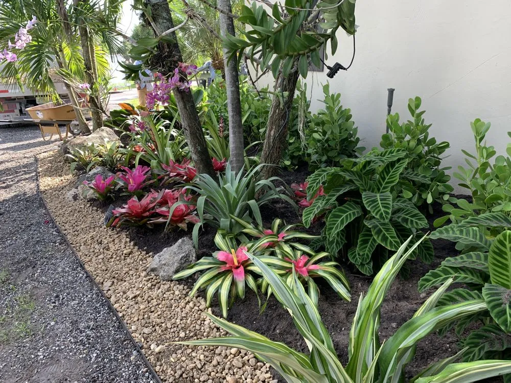 Expert garden landscaping in Wellington, FL by Green Team Solutions