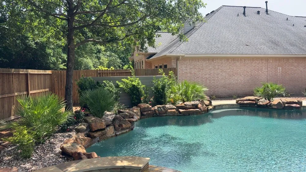 Trusted yard cleanup service for residential properties across Conroe, TX - Green Tex services