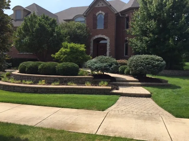 Affordable yard cleanup service in Batavia, IL - Green Thumb Brown Boots