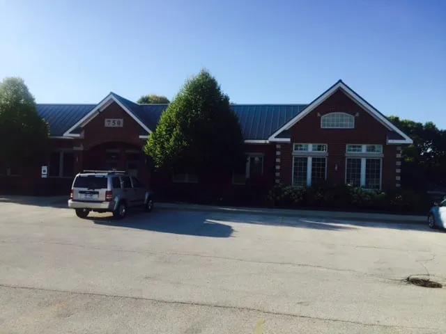 Affordable lawn care service in Batavia, IL - Green Thumb Brown Boots