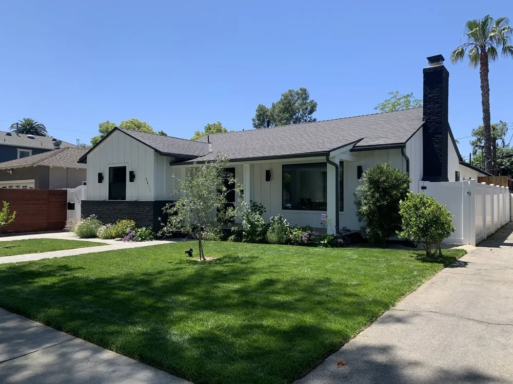 Expert landscaping services for residential properties in Burbank, CA by Green Thumb Landscape & Maintenance