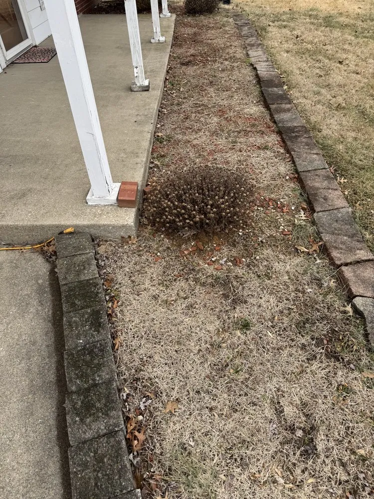 Custom residential landscaping experts serving Bloomington, IN - Green Thumb Landscaping