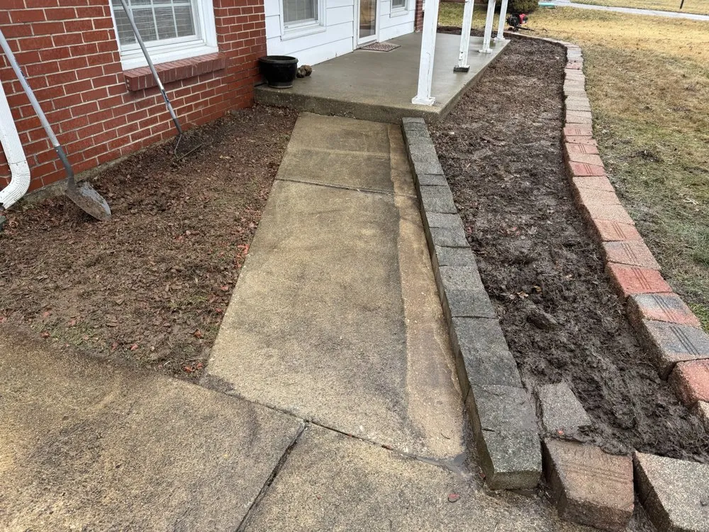Reliable landscape installation near you in Bloomington, IN by Green Thumb Landscaping