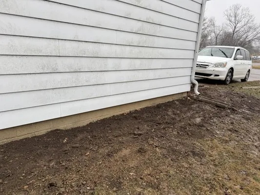 Green Thumb Landscaping Logo