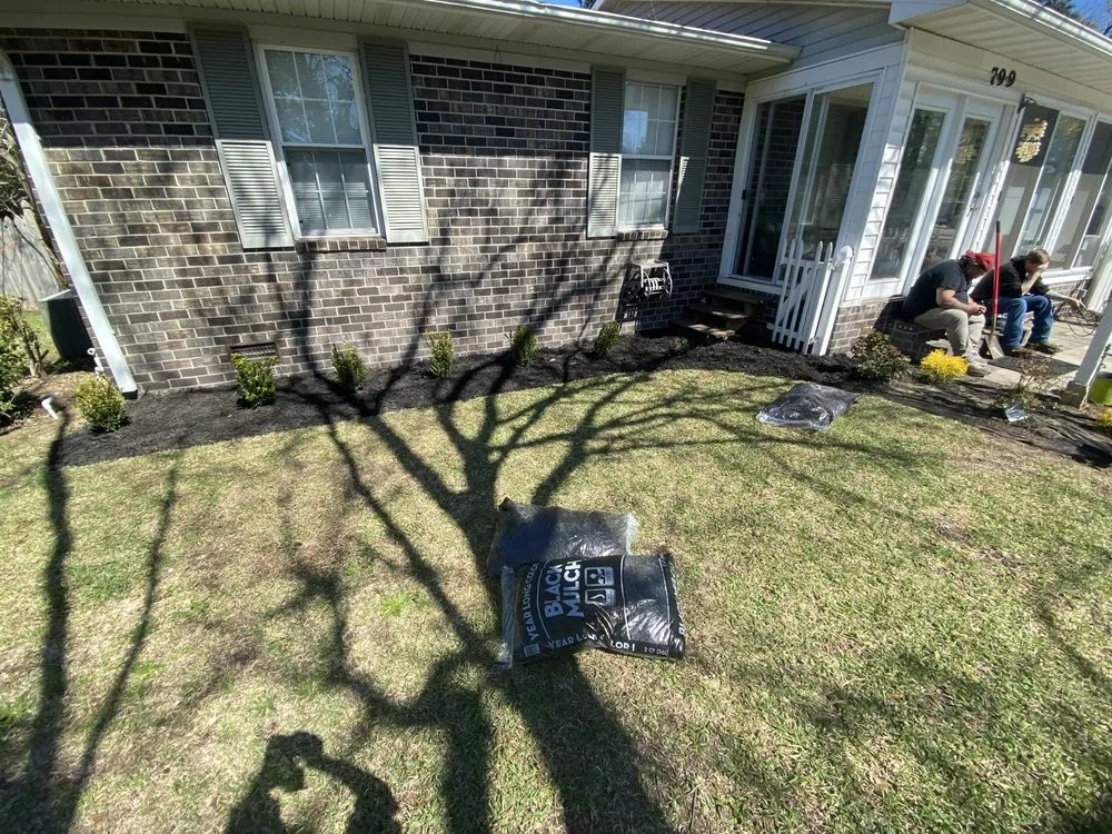 Expert lawn care service for residential properties across Indiana, IN - Green Thumb Landscaping