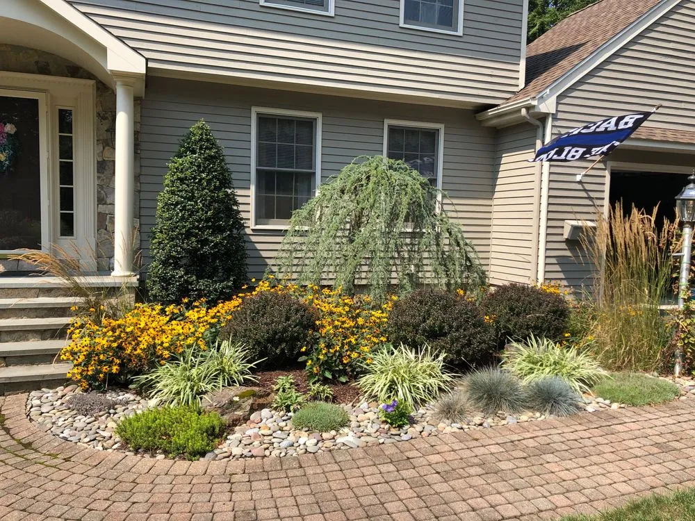 Professional lawn mowing service in Trumbull, CT by Green Thumb Landscaping