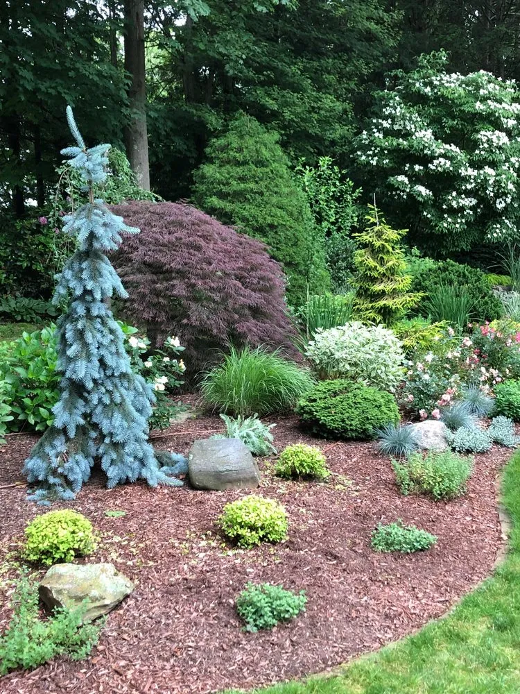Expert landscape installation in Trumbull, CT - Green Thumb Landscaping
