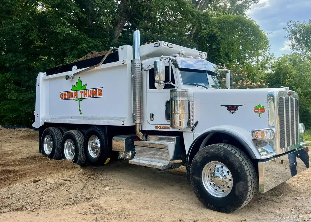 Expert garden landscaping in Campbellsville, KY - Green Thumb Lawn & Landscape