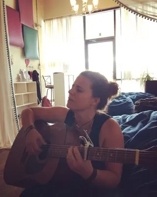 Green Thumb Lawn Care Logo