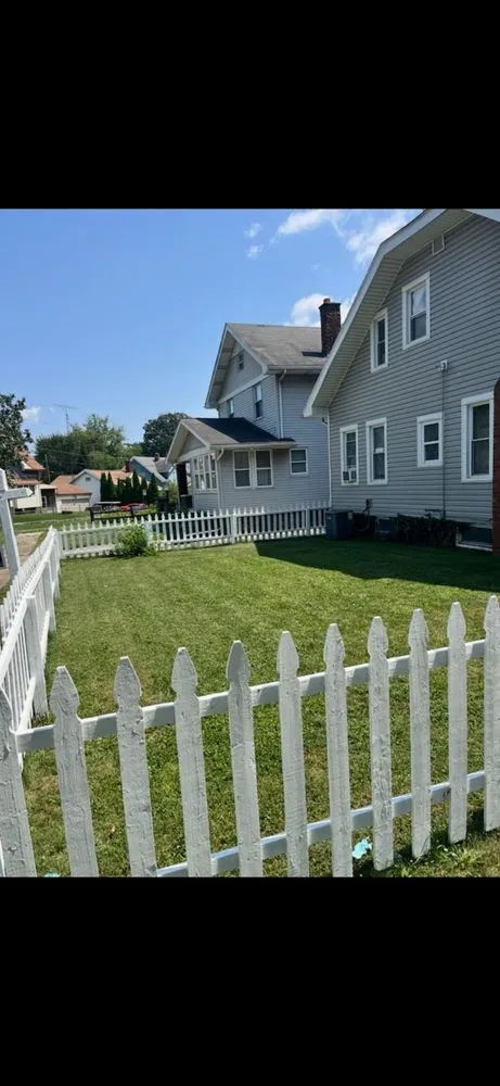 Affordable landscaping services for beautiful yards in Toledo, OH by Green Thumb Lawn Care