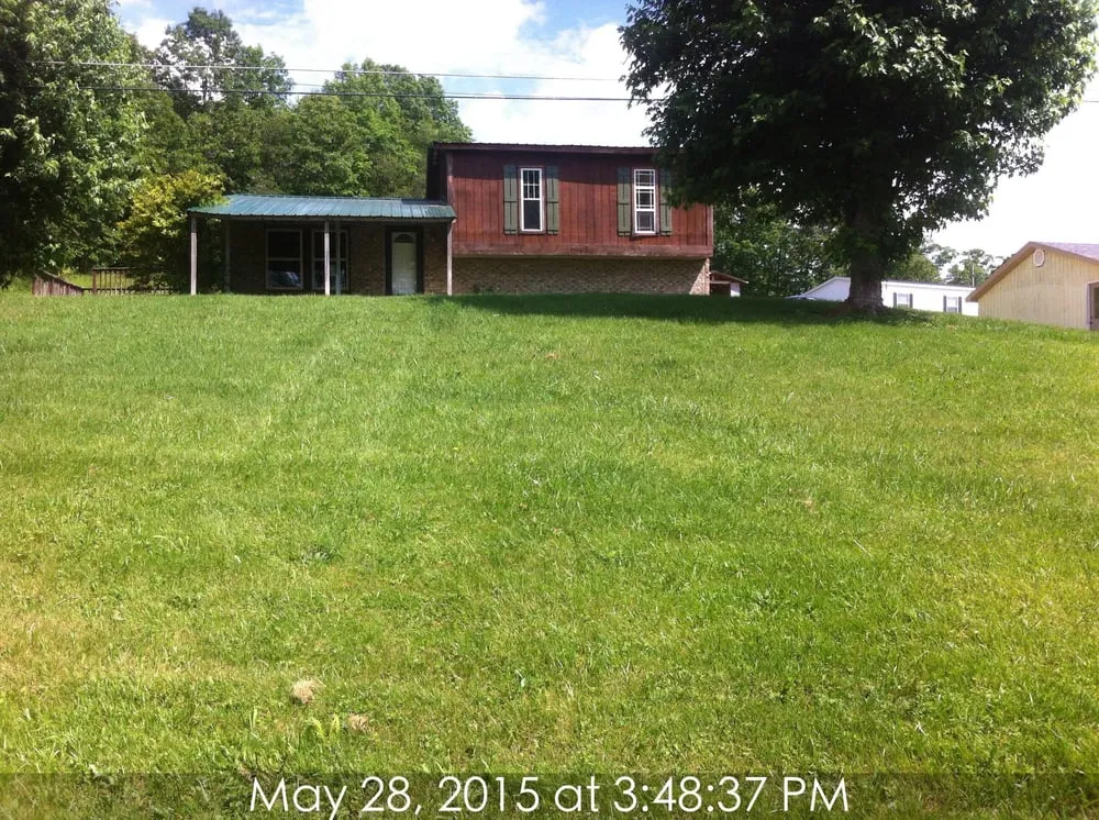 Local lawn care service in McDermott, OH by Green Thumb Lawn