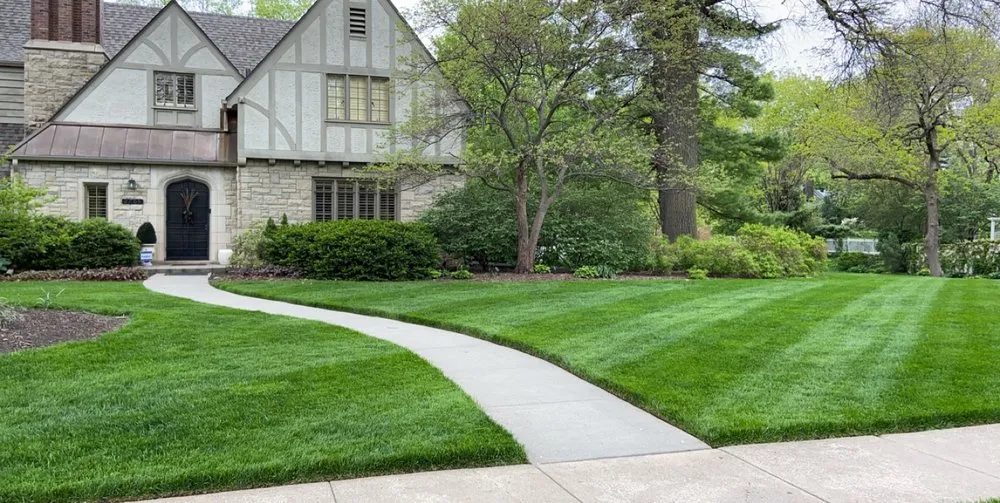 Top-rated yard cleanup service near you in Milford, NE by Green Thumb Lawn Service