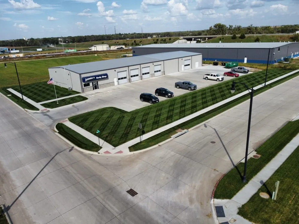 Custom yard cleanup service experts serving Milford, NE - Green Thumb Lawn Service