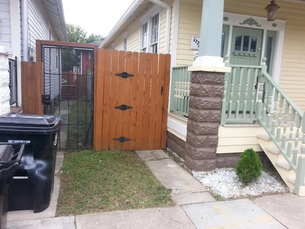 Reliable lawn mowing service for beautiful yards across New Orleans, LA - Green Thumb Lawn Service