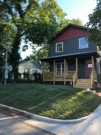 Expert lawn care service in Asheville, NC by Green Thumb Yardworks