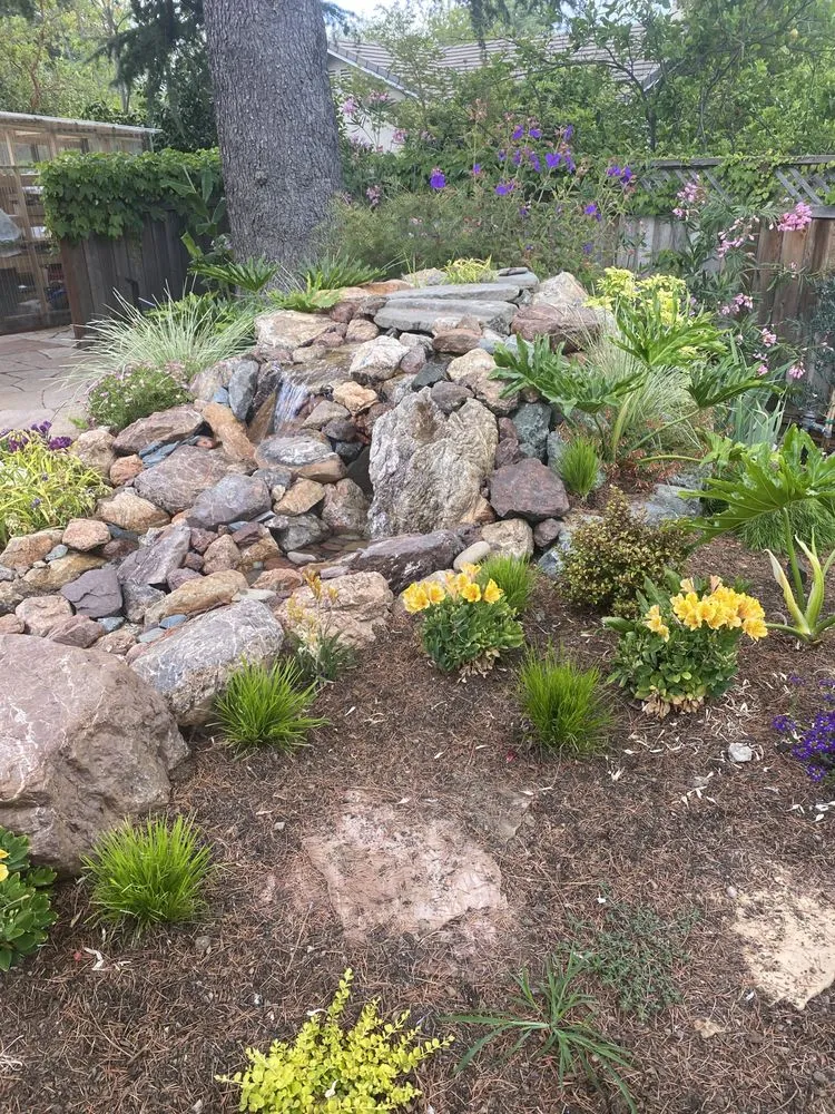Custom outdoor landscaping in San Pablo, CA by Green Tom Landscaping