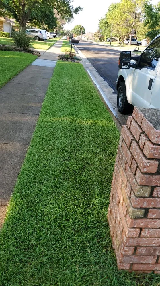 Custom landscape design experts serving Euless, TX - Green Top Lawn Care