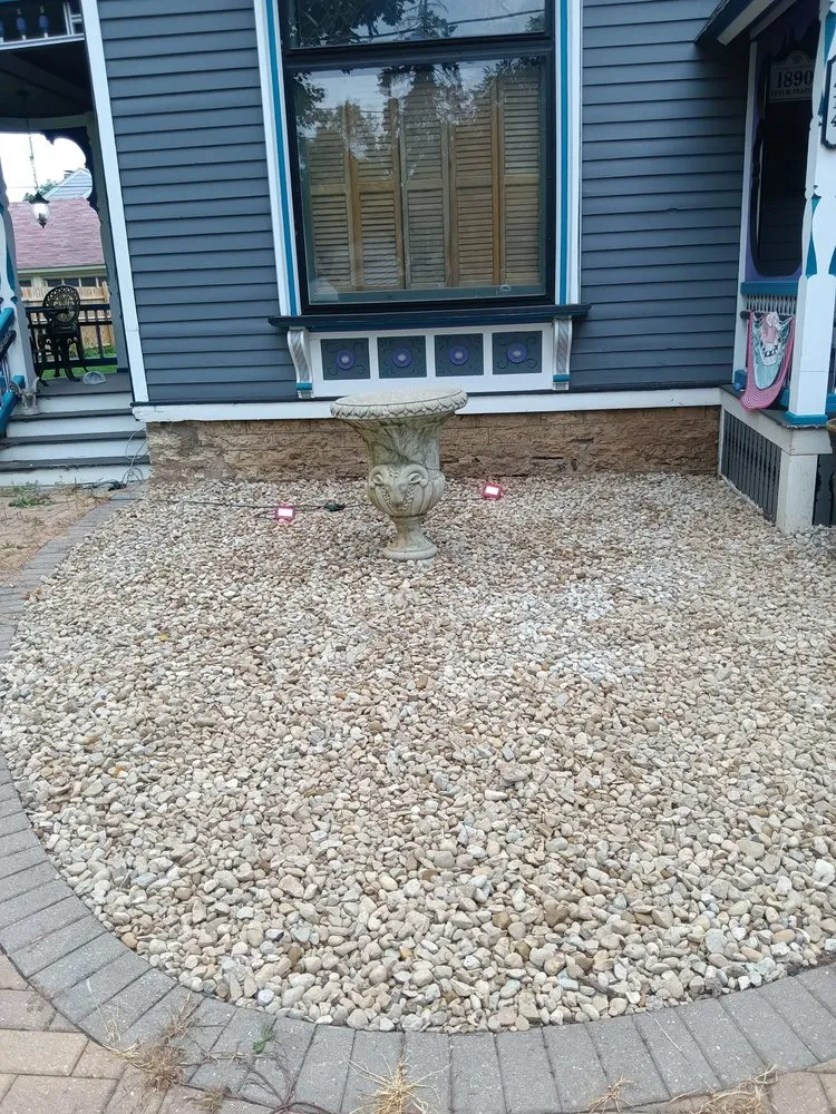 Local yard cleanup service for year-round maintenance across South Elgin, IL - Green Toro Lawn Care