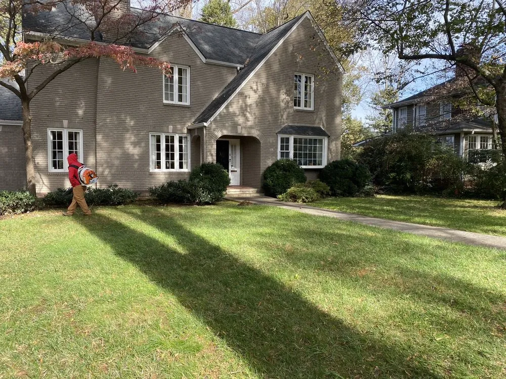 Professional lawn care service experts serving Charlotte, NC - Green Touch Lawn Care