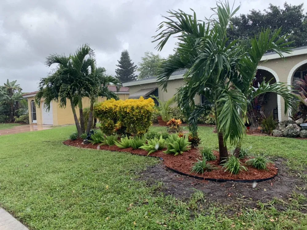 Local garden landscaping experts serving Fort Lauderdale, FL - Green Touch Property Maintenance