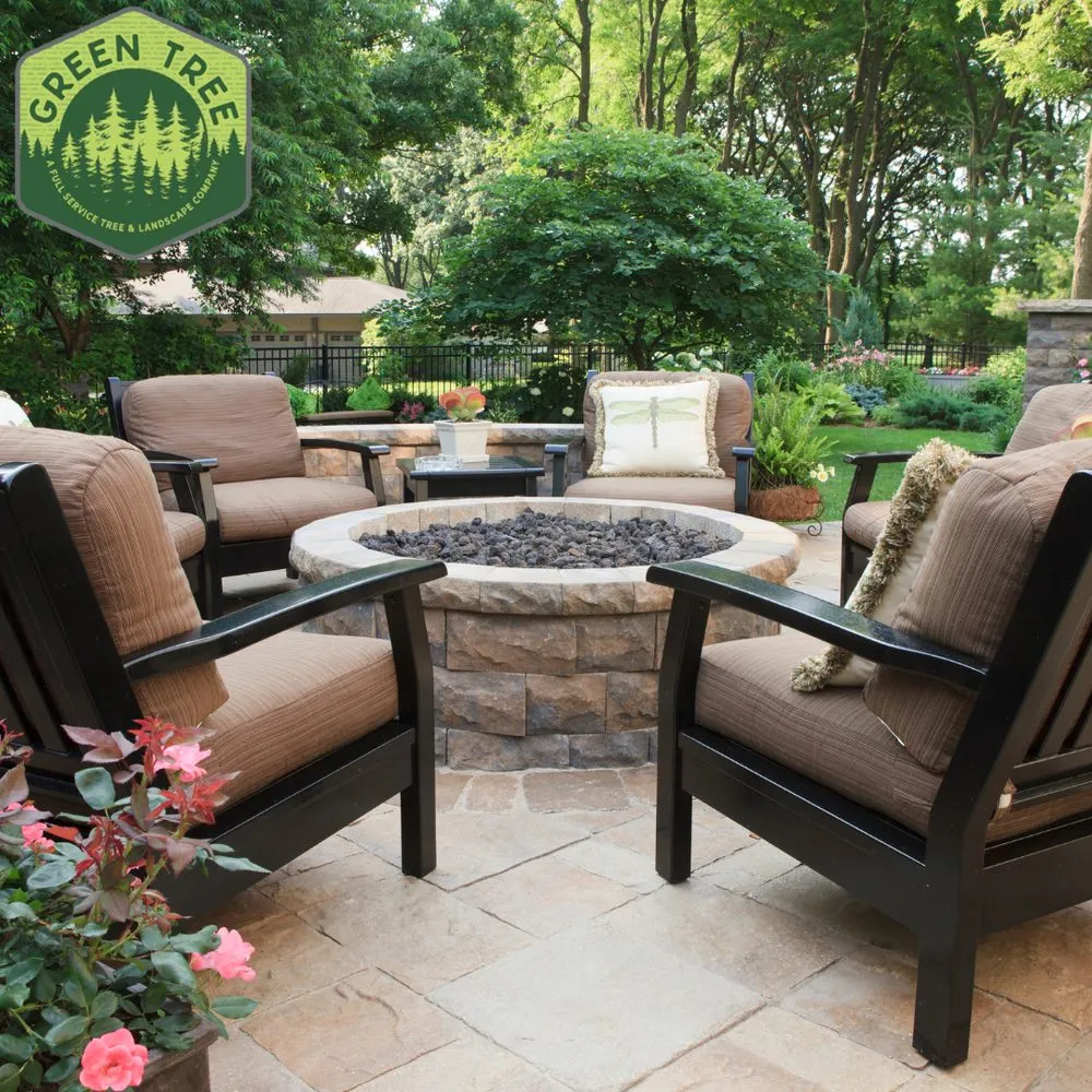 Local yard maintenance for residential properties in Columbus, OH by Green Tree