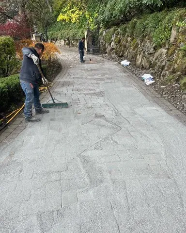 Affordable landscaping services for year-round maintenance across Woodburn, OR - Green Tree Landscape & Maintenance