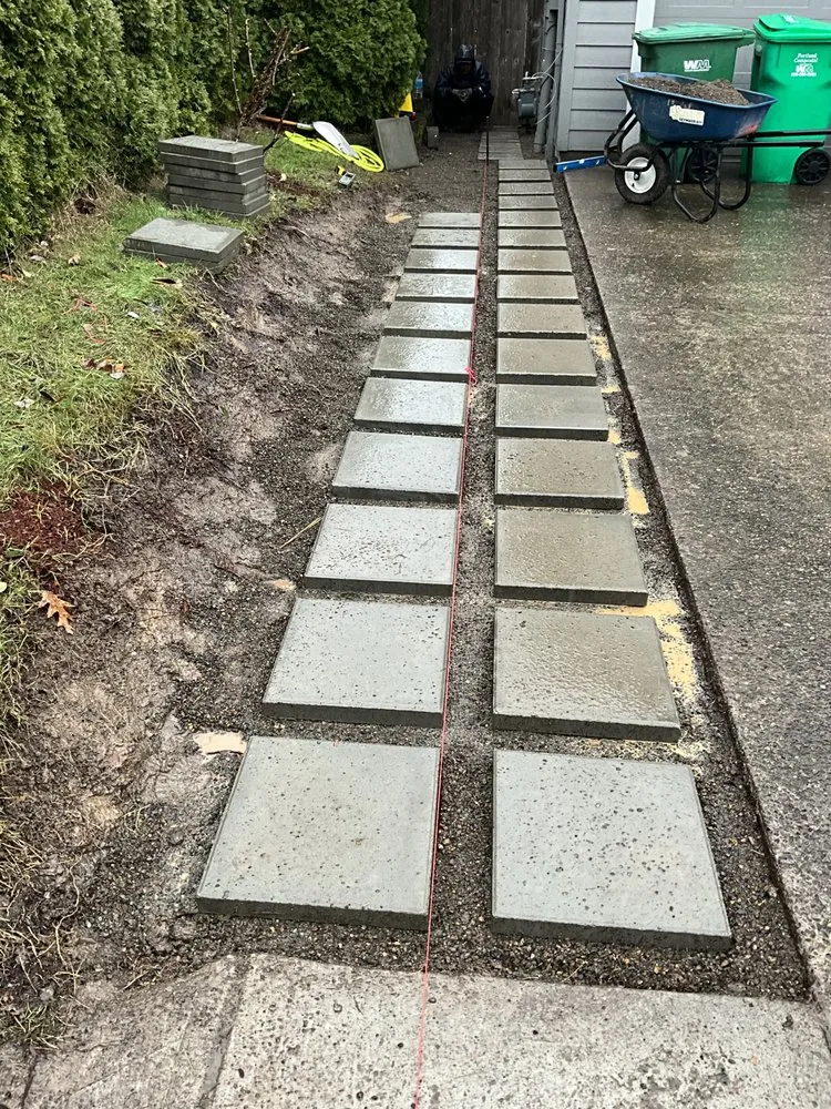 Affordable garden landscaping in Woodburn, OR by Green Tree Landscape & Maintenance