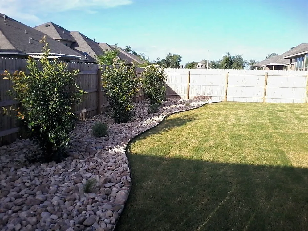 Local lawn care service in Dallas, TX by Green Tree Lawn Care Services
