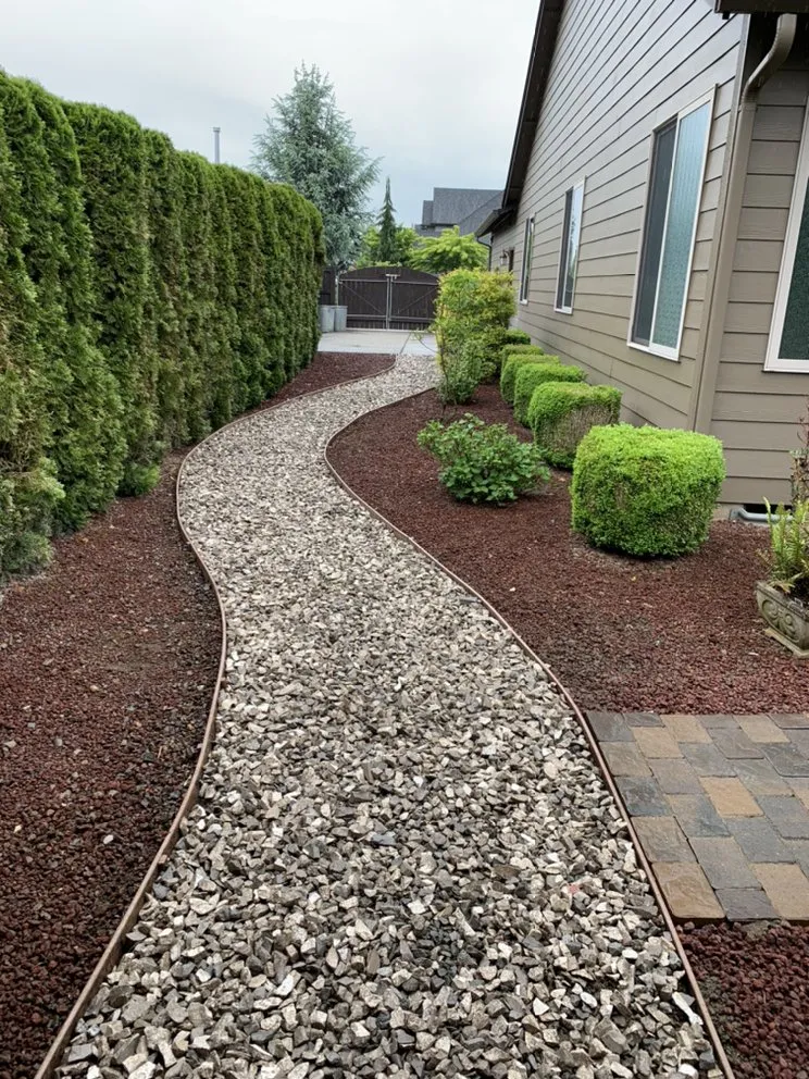 Local yard cleanup service for beautiful yards in Vancouver, WA by Green Tree Lawn Service