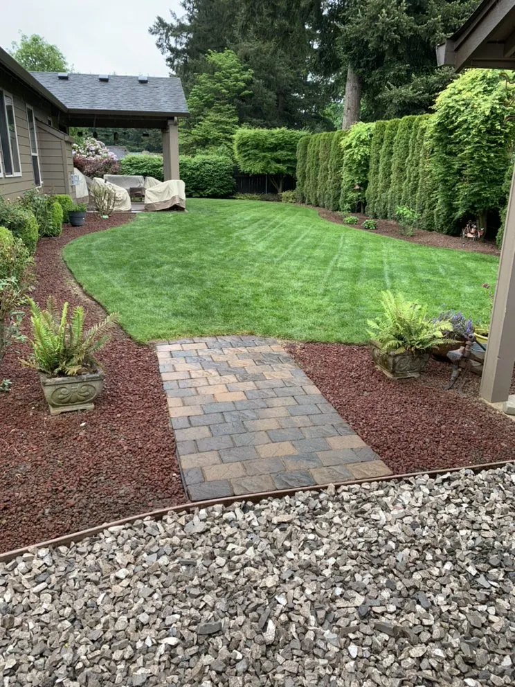 Local garden landscaping for homes in Vancouver, WA by Green Tree Lawn Service