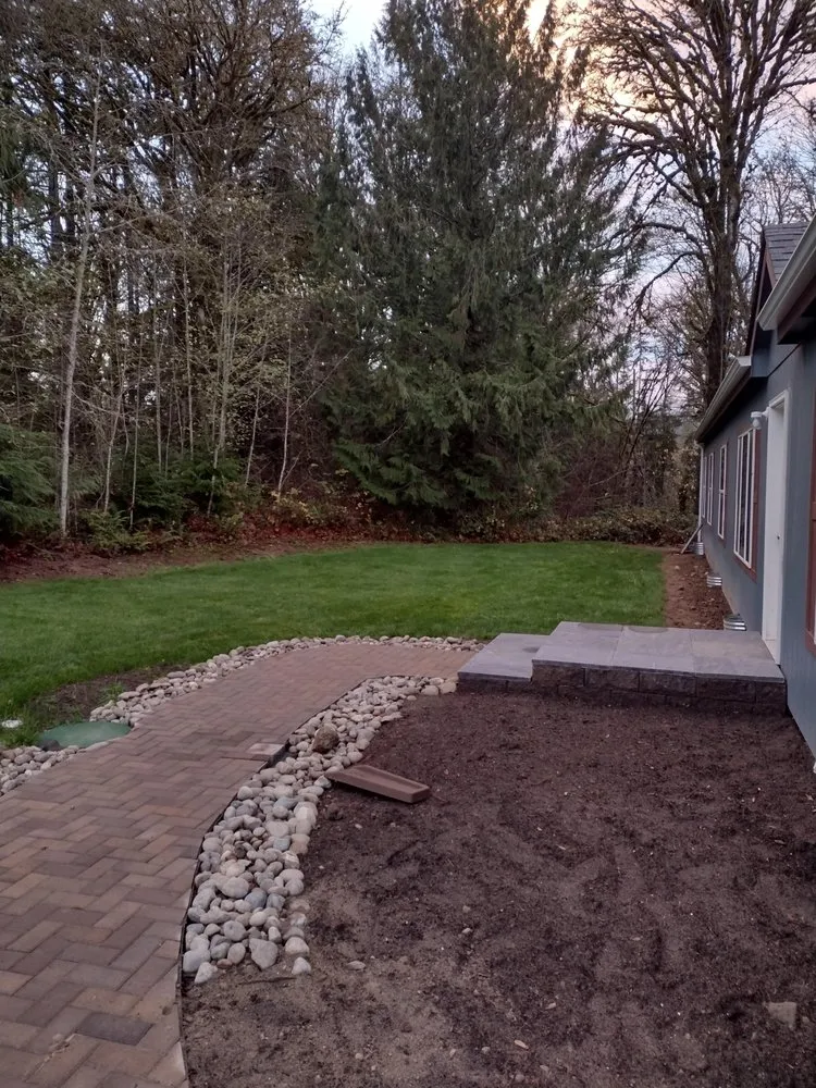 Affordable landscape installation experts serving Port Orchard, WA - Green Triangle Landscaping