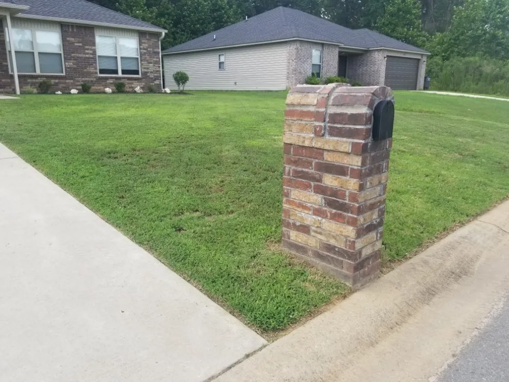 Expert landscape design for homes in Little Rock, AR by Green Trimmings