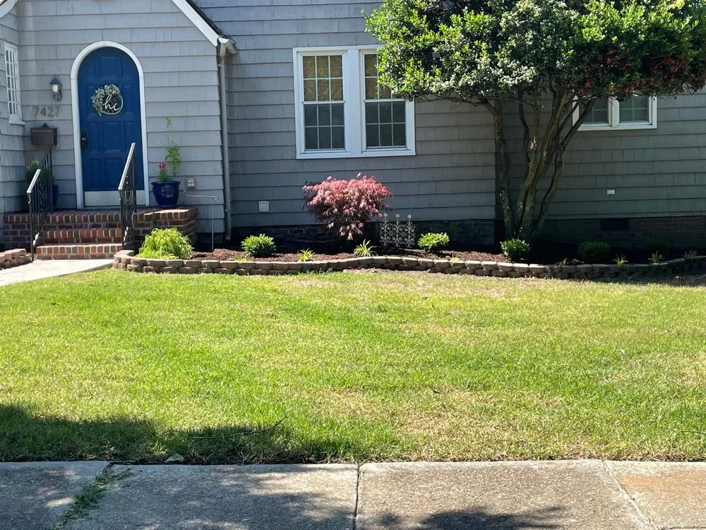 Trusted yard maintenance in Norfolk, VA by Green Trio