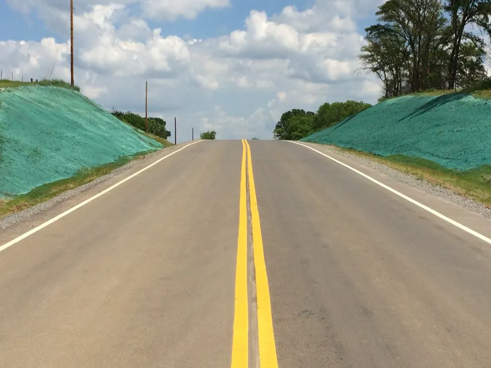 Expert lawn care service experts serving Lawton, OK - Green Turf Sod