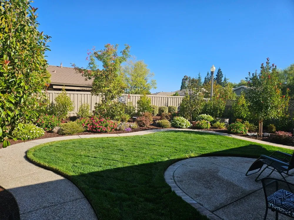 Trusted garden landscaping in Sacramento, CA by Green Valley Gardening